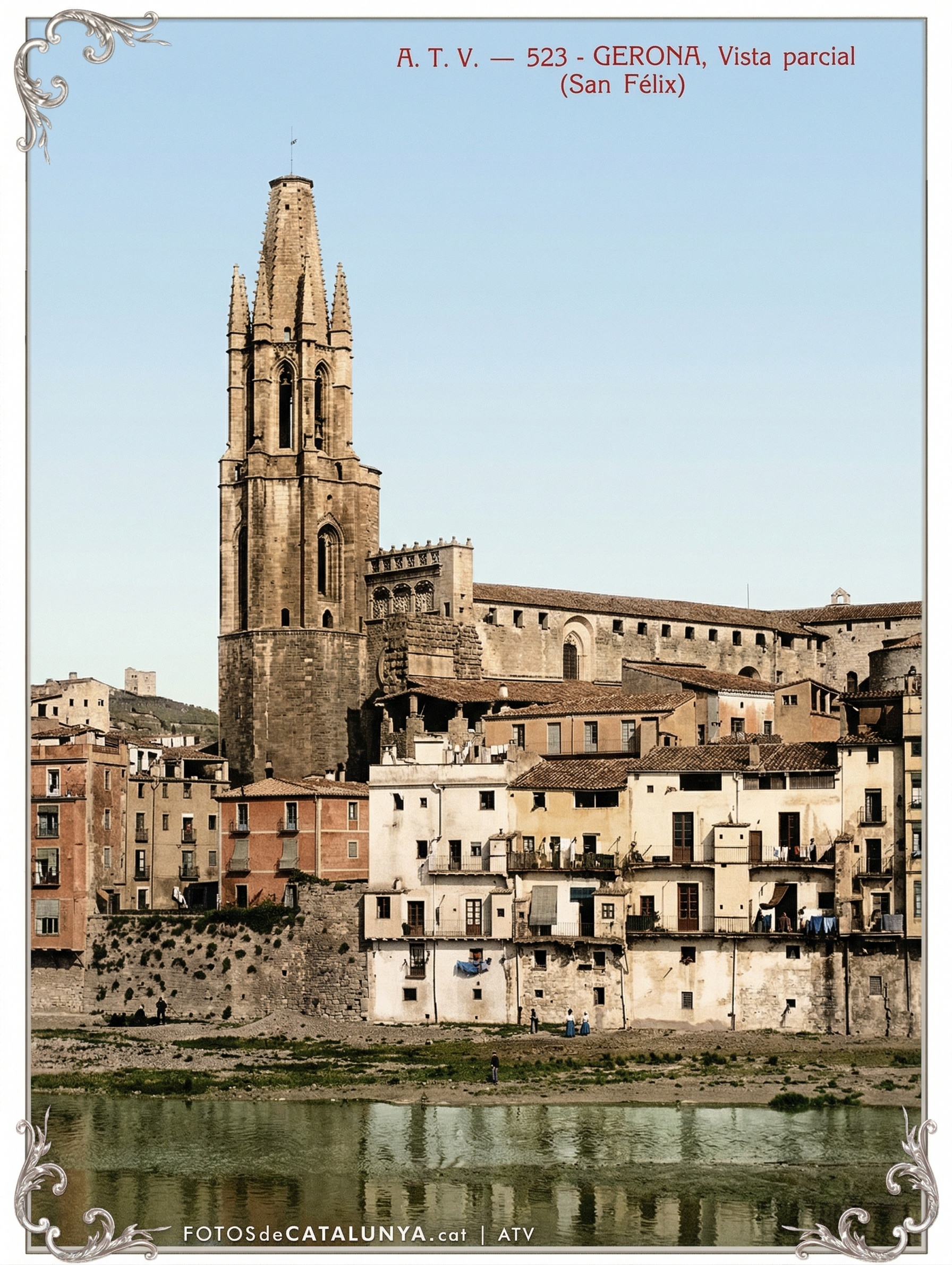 Vista de la Basílica de Sant Feliu des de l'Onyar